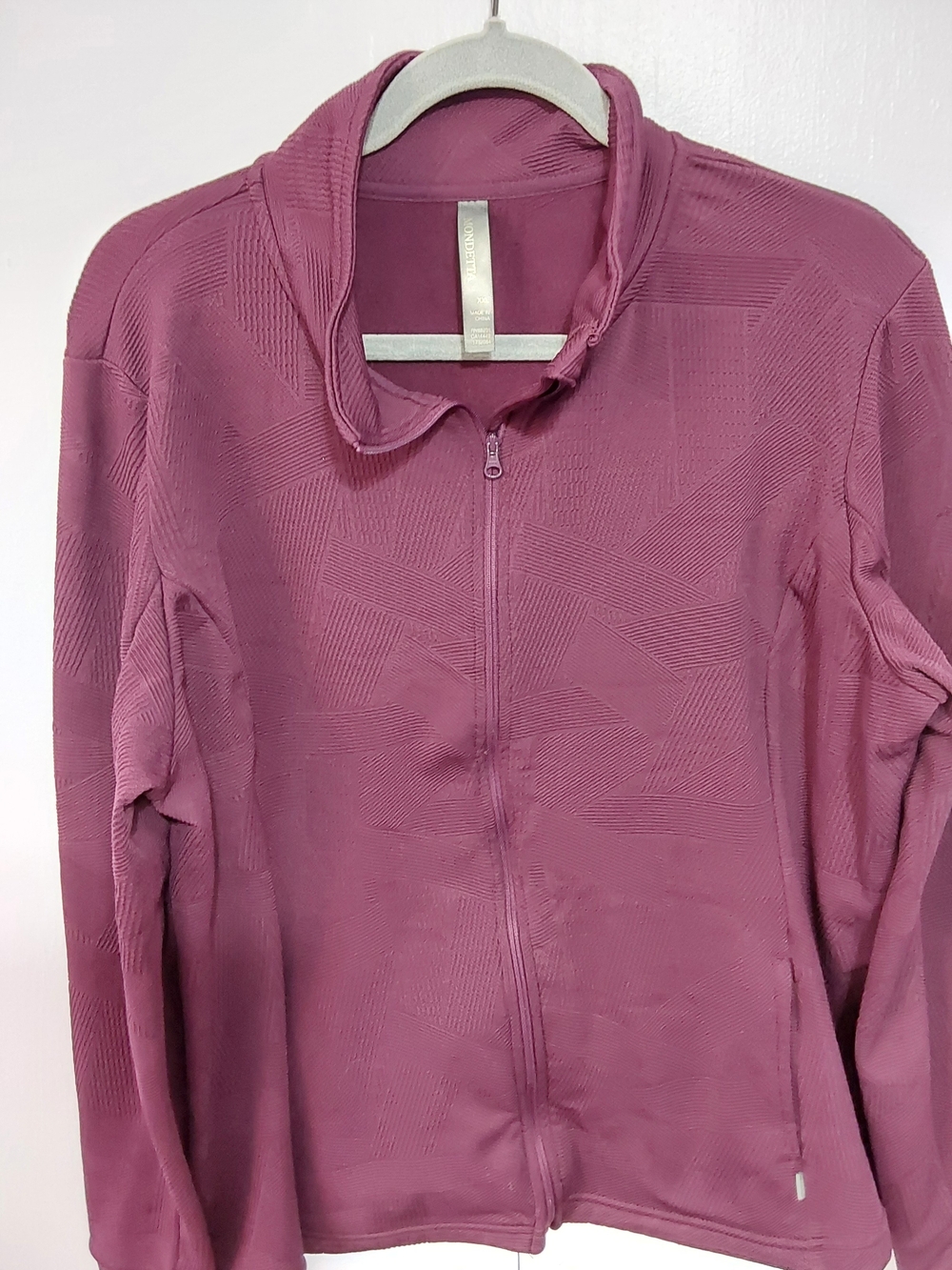 Mondetta Plum Full-Zip Athletic Jacket
